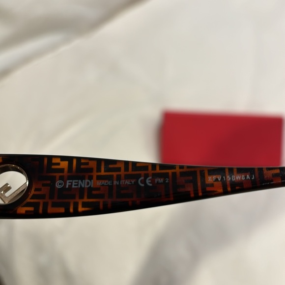 Fendi Sunglasses - Picture 8 of 10